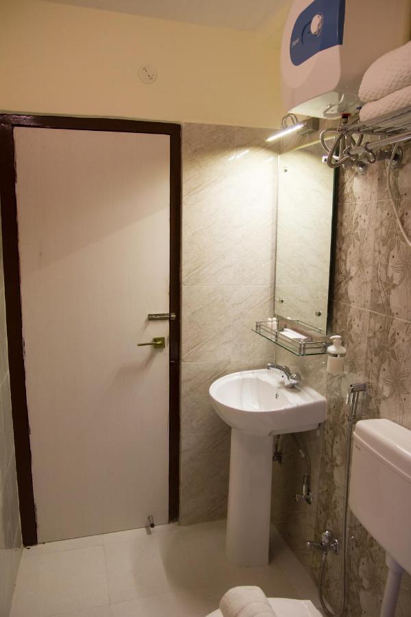 Hotel Park Riviera غاواهاتي المظهر الخارجي الصورة